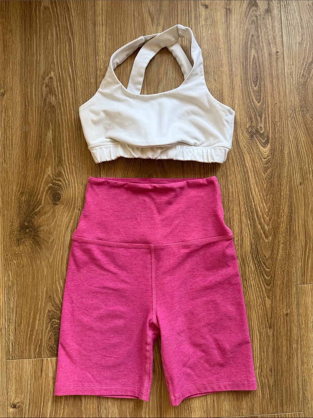 Beyond Yoga set 💕 - Picture 4 of 5